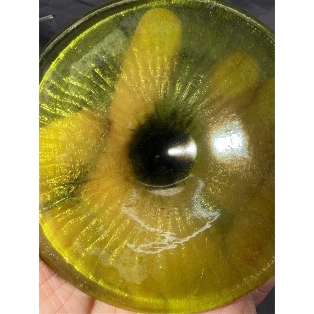 Vintage FTD 1975 Avocado Green‎ Glass Pedestal Compote Dish with Oak Leaf Design